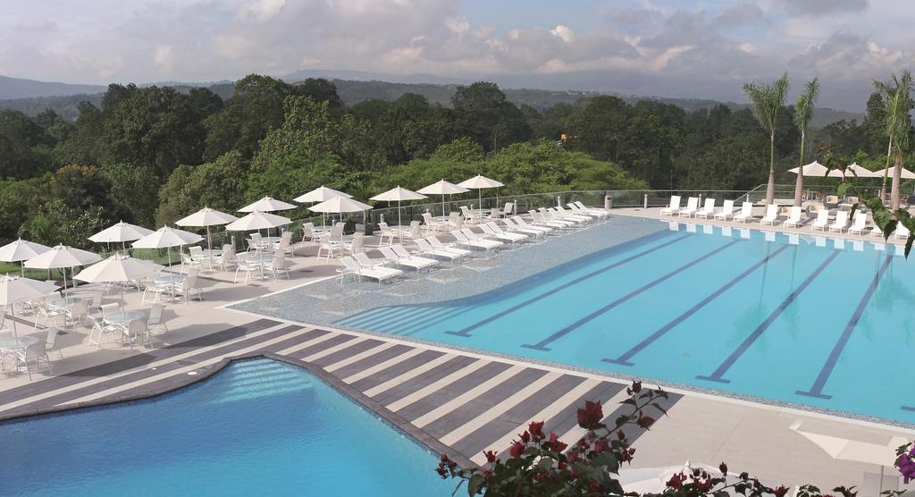 Готель Club Campestre De Bucaramanga Флорідабланка Екстер'єр фото